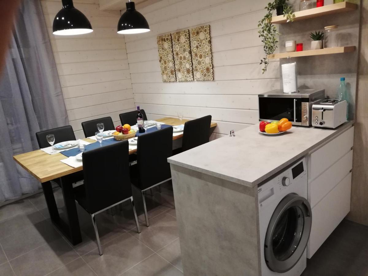 Ammatour Apartments Uro Ngoại thất bức ảnh